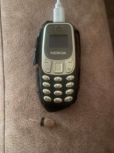 телефон fly 3 симки: Nokia 1, rəng - Qara
