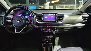 Kia: Kia Stonic: 2019 г., 1.4 л, Автомат, Кроссовер — 9