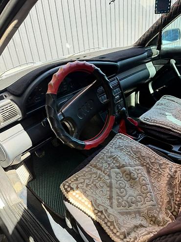 Audi: Audi 100: 1992 г., Механика, Седан — 6