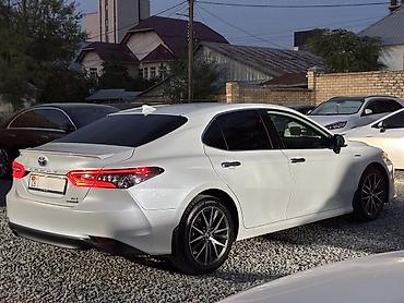 step: Toyota Camry: 2021 г., 2.5 л, Автомат, Гибрид, Седан — 7