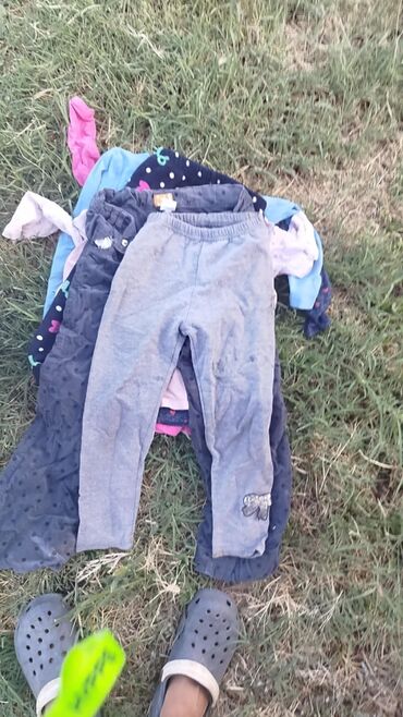 Duksevi: H&M, 104-110 — 10