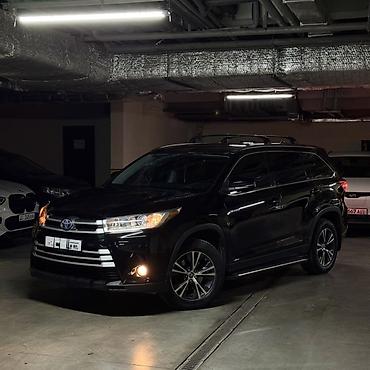 Toyota Highlander: 2019 г., 3.5 л, Автомат, Гибрид, Кроссовер
