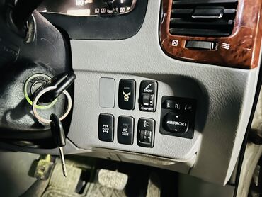 Toyota: Toyota Ipsum: 2003 г., 2.4 л, Автомат, Бензин, Минивэн — 7