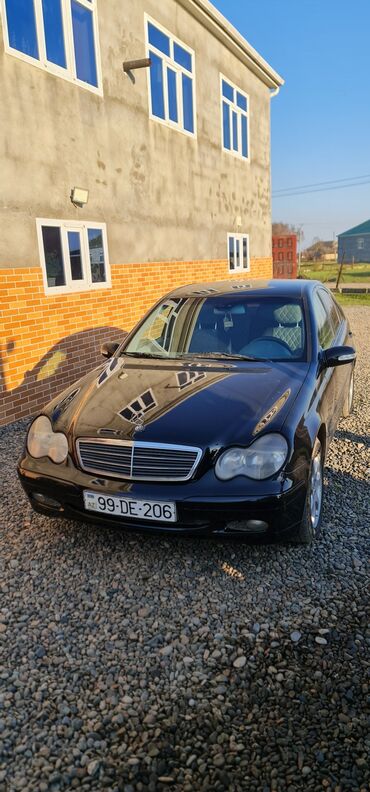 qara nolyeddi sekilleri: Mercedes-Benz C-Class: 2 l | Sedan