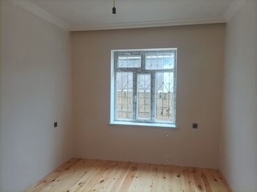 аренда квартир гостиничного типа: Müşfiq28 may qəsəbəsində 3m x 3.5m otaq icarəyə verilir (ofis)