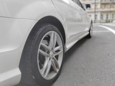 Mercedes-Benz: Mercedes‑Benz C‑Class sedan - Kuzov: Ağ rəng, 4 qapı, sedan - — 17