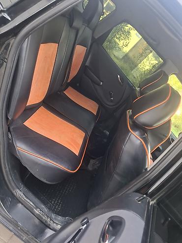 Honda: Honda Fit: 2004 г., Механика, Хэтчбэк — 4