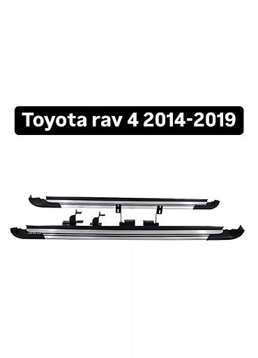 2014: Наружные накладки порогов Toyota, 2014 г., Новый, Аналог — 1