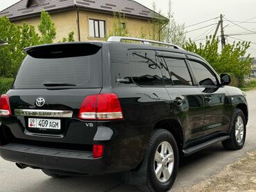продам срочно машину: Toyota Land Cruiser: 2011 г., 4.7 л, Автомат, Бензин, Внедорожник