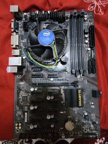Комплектующие для ПК и ноутбуков: Материнская плата, Б/у, Gigabyte, LGA1151, Для ПК