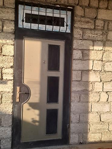 Qapı zamokları: Mənzil üçün İşlənmiş Giriş qapısı Petlə ilə, Zəmanətsiz, Ödənişli quraşdırma, Ünvandan götürmə — 2