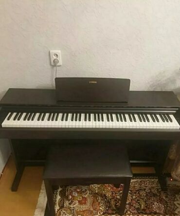 yamaha ybr125: Пианино, фортепиано