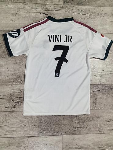 фудбол: Детская футбольная форма Real Madrid 2023/24 (домашняя) - Комплект — 3