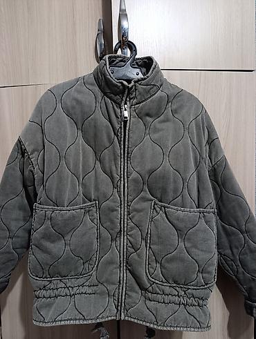 Стеганая куртка под Zara, серый цвет. - Прямой свободный крой at lalafo.kg Стеганая куртка под Zara, серый цвет. - Прямой свободный крой