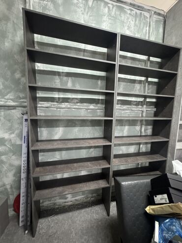 полка для лака: Срочно продается Цена 7500 Длина 170 см Глубина 25 см Высота 212