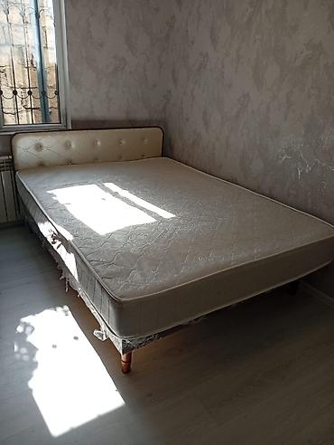 Çarpayılar: İki nəfərlik çarpayı dəsti - Ölçü: təxmini 140–160 sm en, 190–200 sm — 4