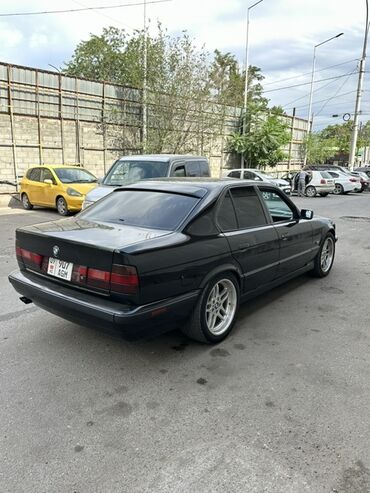 полики для авто бишкек цена: BMW 5 series: 1988 г., 2.9 л, Бензин, Седан