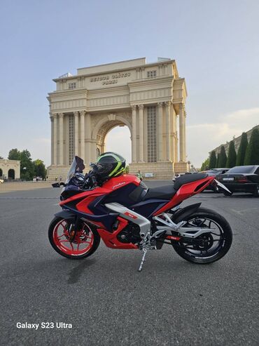 Motosikletlər: Bajaj - Pulsar rs 200 200 sm3, 2022 il, 21114 km — 1