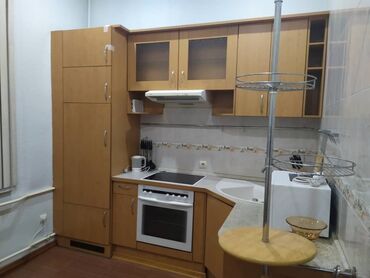 сдаю квартира госс тип: 2 бөлмө, 57 кв. м, Сталинка, 2 кабат, Косметикалык ремонт