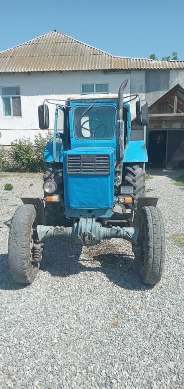 синий трактор: Traktor T40, İşlənmiş
