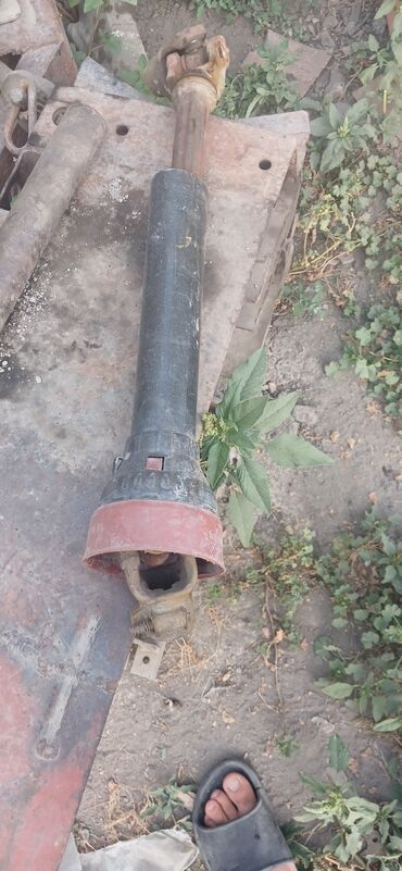 Traktorlar: Traktor MTZ (Belarus) tipli, 4x2 təkər quruluşlu, kabinalı. Dizel — 26