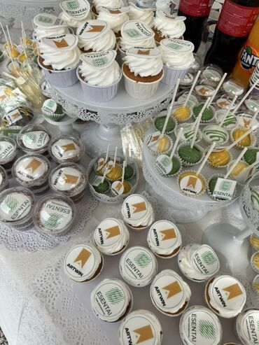 Кондитерские изделия, сладости: Эксклюзивные торты на заказ - Авторские многоярусные и порционные — 17