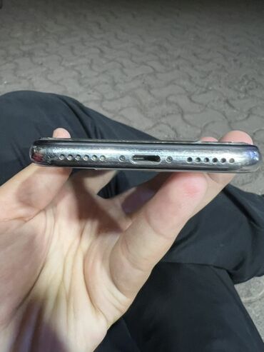 экран на айфон х: IPhone X, 64 ГБ, Серебристый