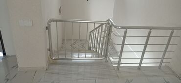 Pilləkən məhəccərləri: Pilləkən məhəccərləri — 18