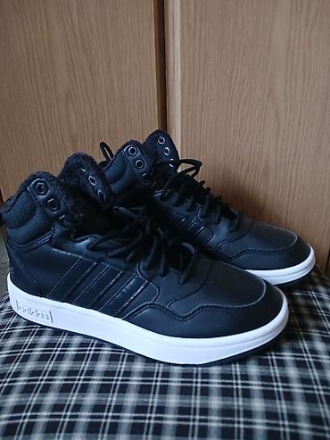adidas бишкек фото: Кроссовкалар, 39, Adidas Originals, Жаңы, түсү - Кара, Акысыз жеткирүү — 2