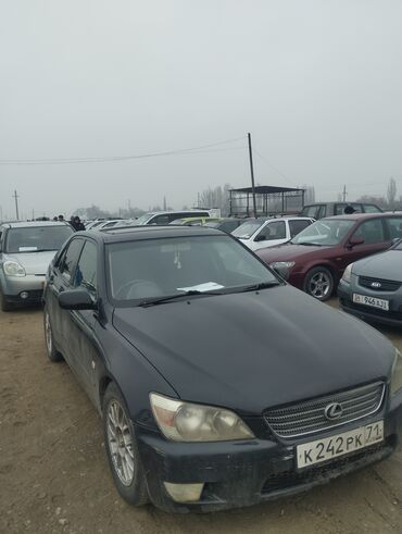 Lexus: Lexus IS: 2000 г., 2 л, Автомат, Бензин, Седан