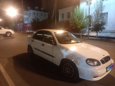Daewoo: Daewoo Lanos: 1999 г., 1.5 л, Механика, Газ, Седан — 1