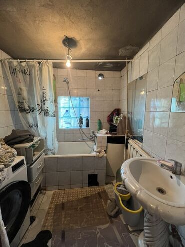 Продажа домов: Дом, 184 м², 8 комнат at lalafo.kg — 11 Продажа домов: Дом, 184 м², 8 комнат — 11