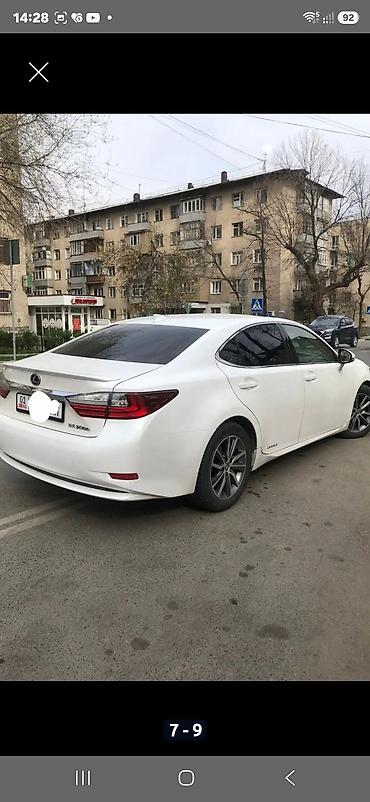 jeep compas: Lexus ES: 2018 г., 2.5 л, Вариатор, Гибрид, Седан — 1