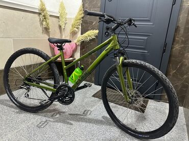 velisbet: Yeni Şəhər velosipedi Cube, 28"