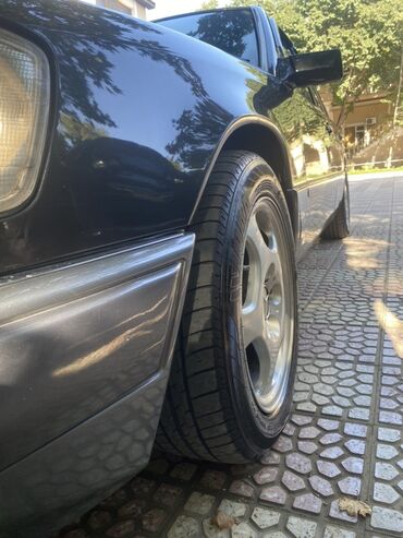 mersedes unversal: Mercedes-Benz W124: 2.3 л | 1994 г. Седан