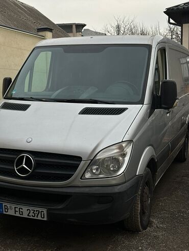 Легкий грузовой транспорт: Легкий грузовик, Mercedes-Benz, Стандарт, 2 т, Б/у at lalafo.kg — 16 Легкий грузовой транспорт: Легкий грузовик, Mercedes-Benz, Стандарт, 2 т, Б/у — 16