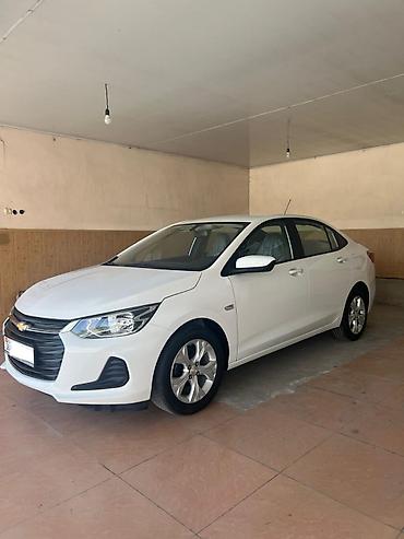 Chevrolet: Chevrolet Onix: 2020 г., 1 л, Автомат, Бензин, Седан — 2