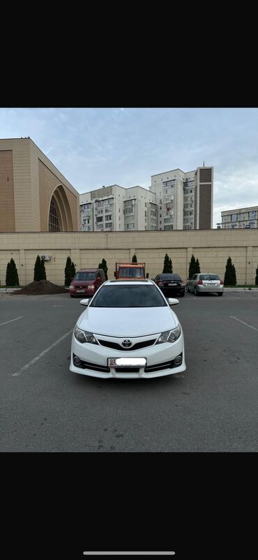 Toyota: Срочно срочно !!! Toyota Camry XV 50 2014 года выпуска Обьём 3.5