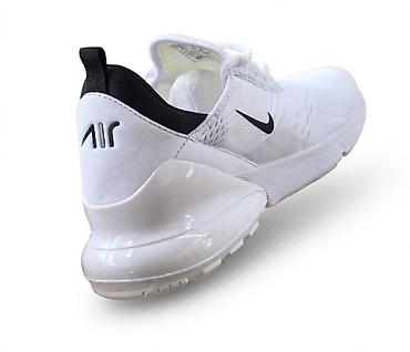 nike structure cena: Sportske patike – bele, niskog profila, sa crnim detaljima i — 3