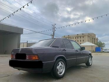 mersedes b: Mercedes-Benz 190 (W201): 2 l | 1991 il Sedan — 8