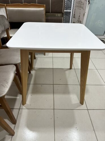 Masa və oturacaq dəstləri: Mətbəx üçün, Açılmayan, Kvadrat masa, 4 stul — 5