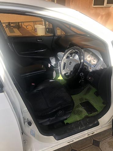 Honda: Honda Stream: 2002 г., Газ, Минивэн — 6