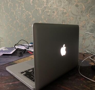зарядка для macbook: Ноутбук, Apple, 4 ГБ ОЗУ, Intel Core i5, 13.1 ", Б/у, Для несложных задач, память HDD