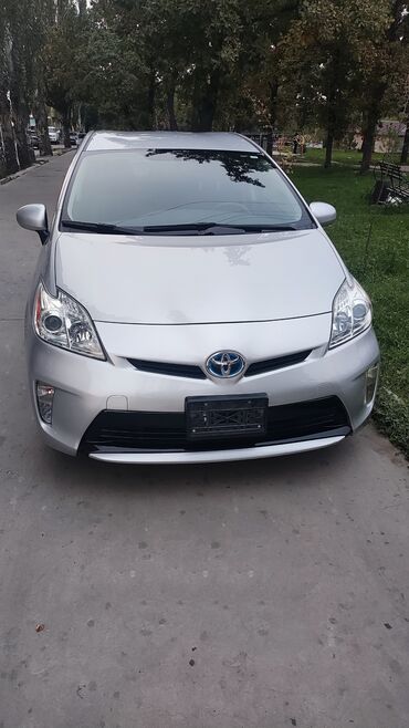 приус альфа: Toyota Prius: 2015 г., 1.8 л, Вариатор, Гибрид, Хэтчбэк