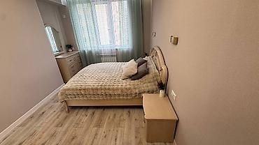 Посуточная аренда квартир: 1 комната, Душевая кабина, Постельное белье, Кондиционер — 3