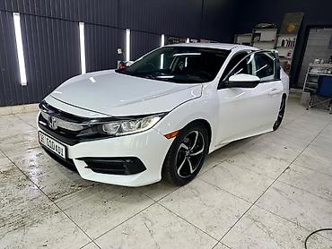 Honda: Honda Civic: 2017 г., Седан — 9