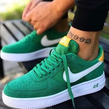 Women's Sneakers and athletic shoes: 36-44
3400 — 13