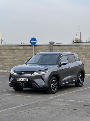 купить бу электромобиль из китая: BYD : 2024 г., 0.7 л, Автомат, Электромобиль, Кроссовер