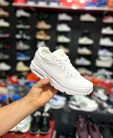Patike: Nike Air Max A klasa
5100din
41 do 46
PS✨ na lalafo.rs — 5 Patike: Nike Air Max A klasa
5100din
41 do 46
PS✨ — 5