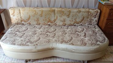 нерабочие часы: Срочно продаются 2 дивана. Размеры стандарт: 190 длина, 140 ширина. В